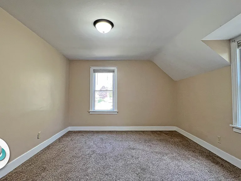 213-215 6th Pl NW #213 — Photo 18