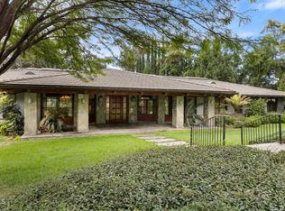 921 Chapea Rd, Pasadena, CA 91107