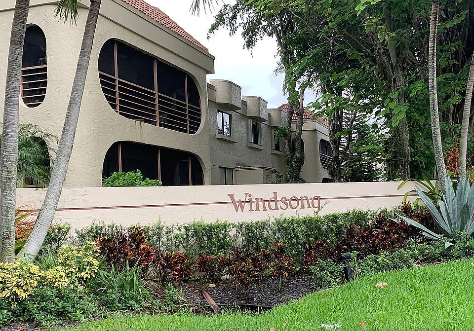 Entry to Windsong