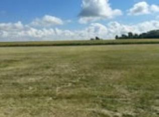 309 Thomas Ct, Eureka, IL 61530