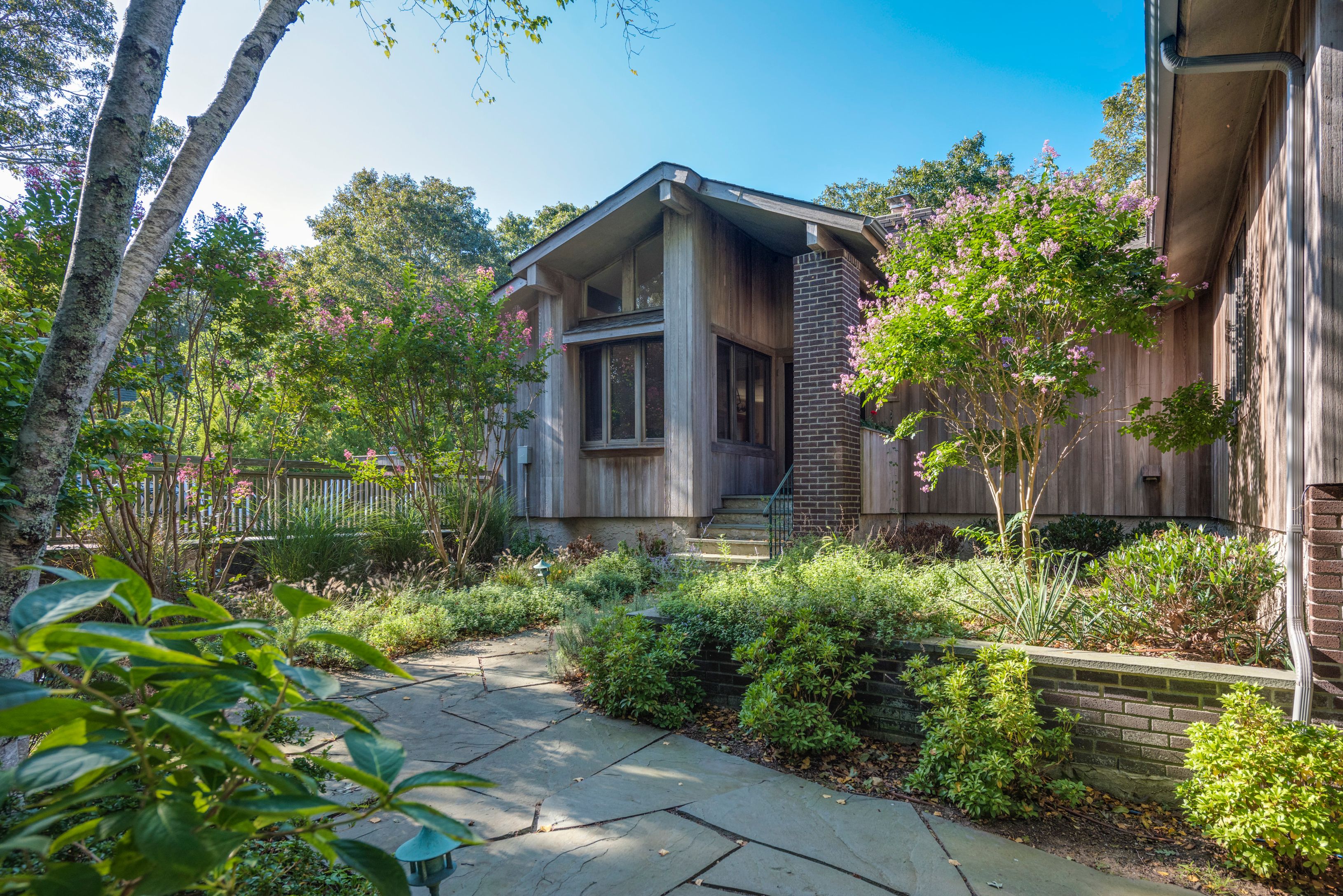 46 Dogwood St, Montauk, NY 11954 | Out East