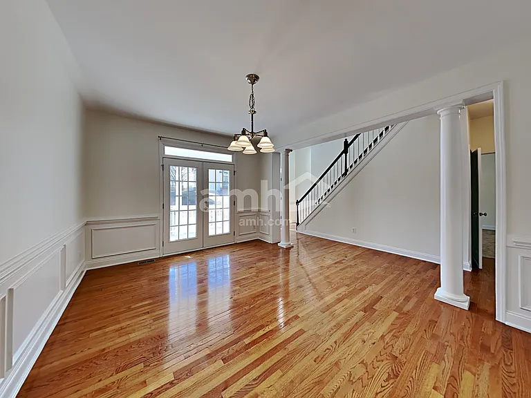 209 Boswell Ln — Photo 6
