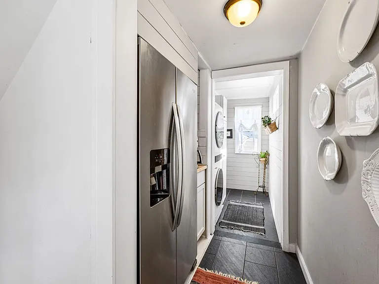 317 Tonti St — Photo 11