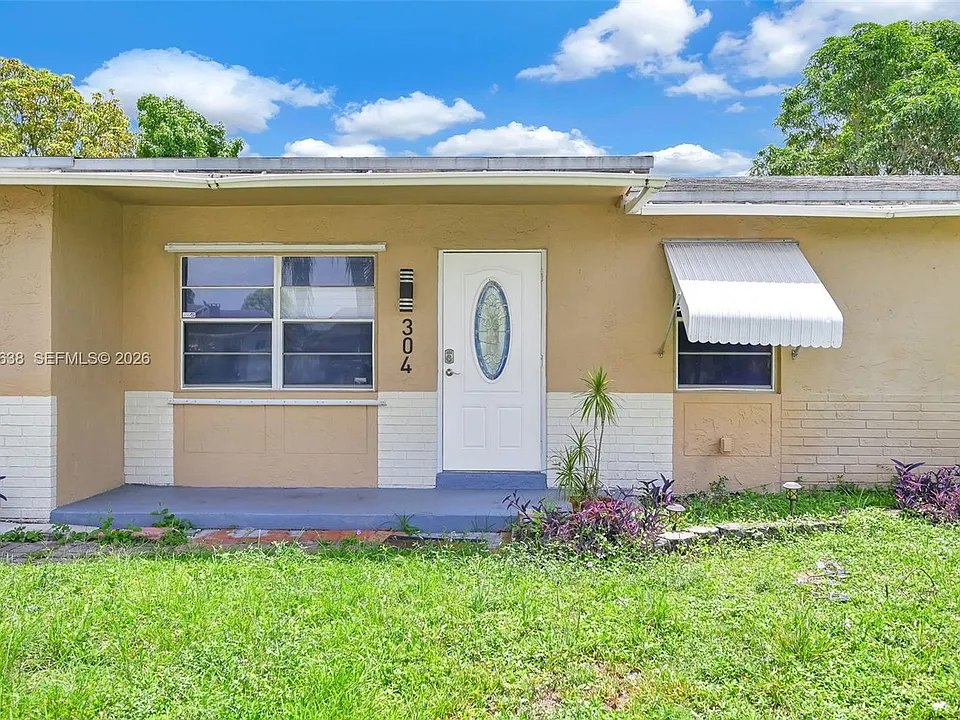 304 SW 77th Ave