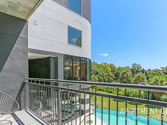 4th image of 5207 Memorial Dr #210