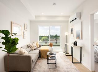 5398 207th St #308, Langley, BC V3A 2E6