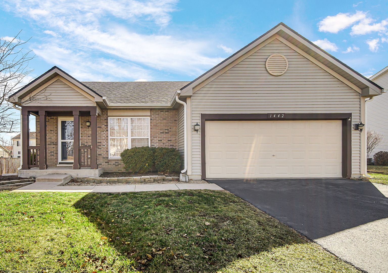 1442-crowfoot-ln-minooka-il-60447-zillow