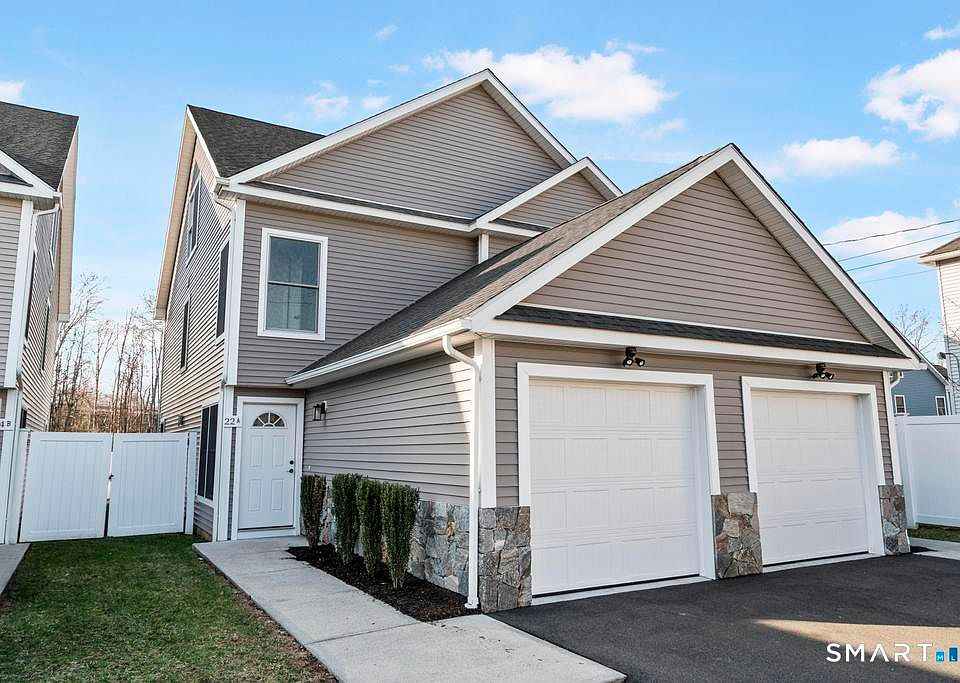1st image of 22 a Merritt Avenue