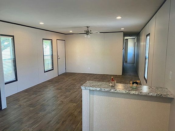 4th image of 5012 Buffalo Ct S
