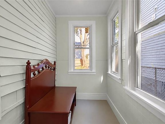 3rd image of 277 Sayles Ave