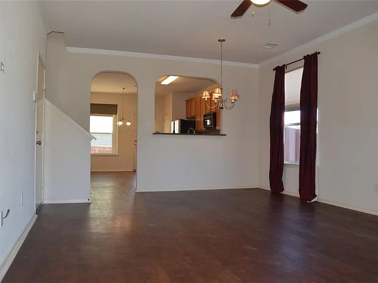 8312 Minnesota Ln — Photo 6