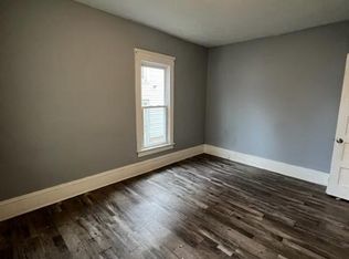 313 5th St NW, Barberton, OH