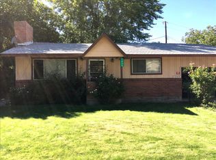 1035 E Peckham Ln, Reno, NV 89502