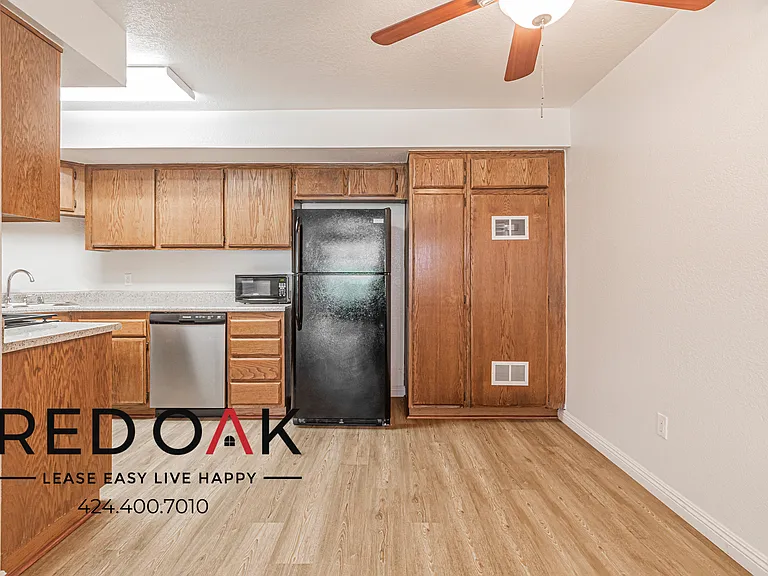 6601 Victoria Ave #107 — Photo 14