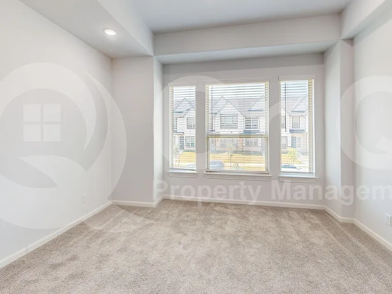 336 Buck Ridge Dr — Photo 14