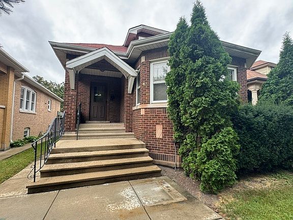 2nd image of 2842 Wisconsin Ave