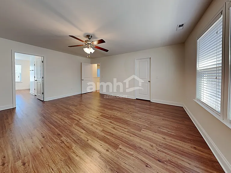 1615 Heather Trace Ln — Photo 12
