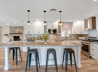 726 E Harmont Dr, Phoenix, AZ 85020