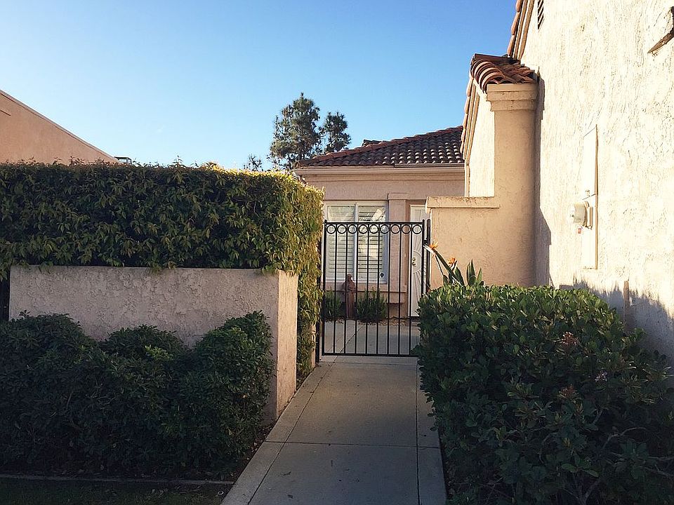Private gate entrance