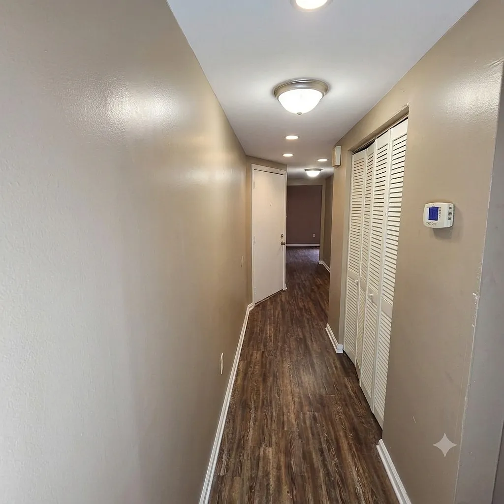 2 bed, 1000 sqft, $1,650 — Photo 4