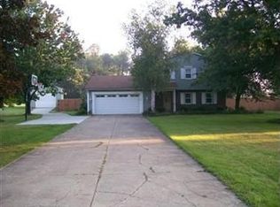 42724 Apples Way Dr, Leetonia, OH 44431