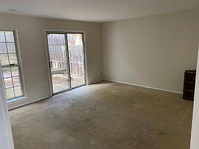3rd image of 7670 Stana Ct