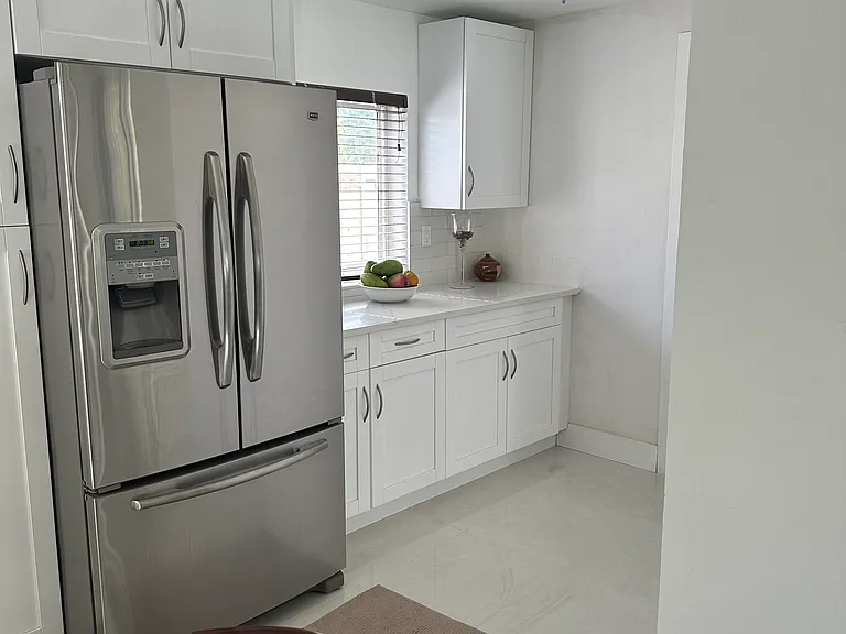 2645 Scott St — Photo 11