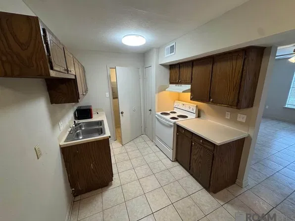 6368 Quin Dr, Baton Rouge, LA 70817