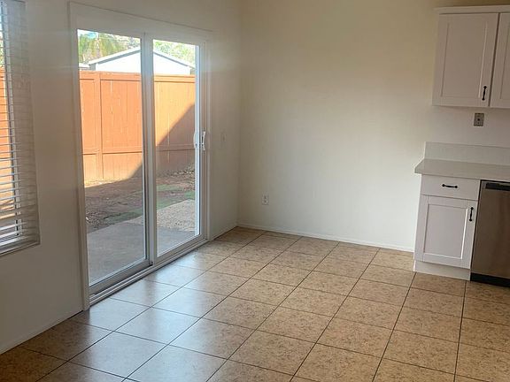 4th image of 1971 E Washington Ave APT 16