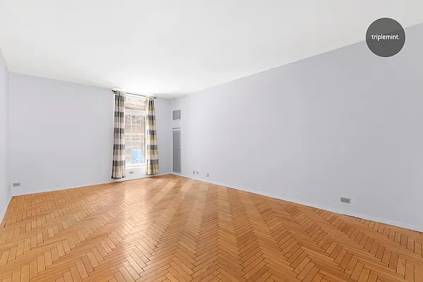 Rented by Triplemint | media 15