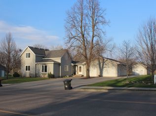 416 5th Ave NE, Melrose, MN 56352