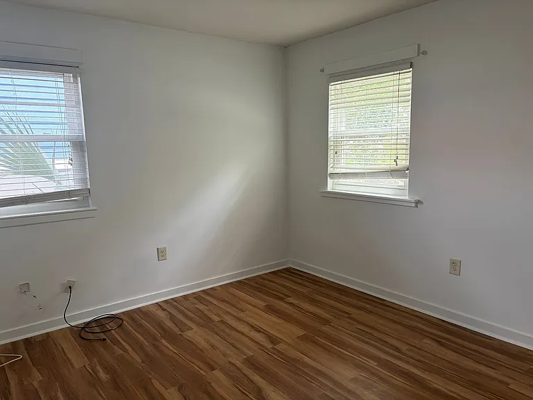 45 Aiken St — Photo 11
