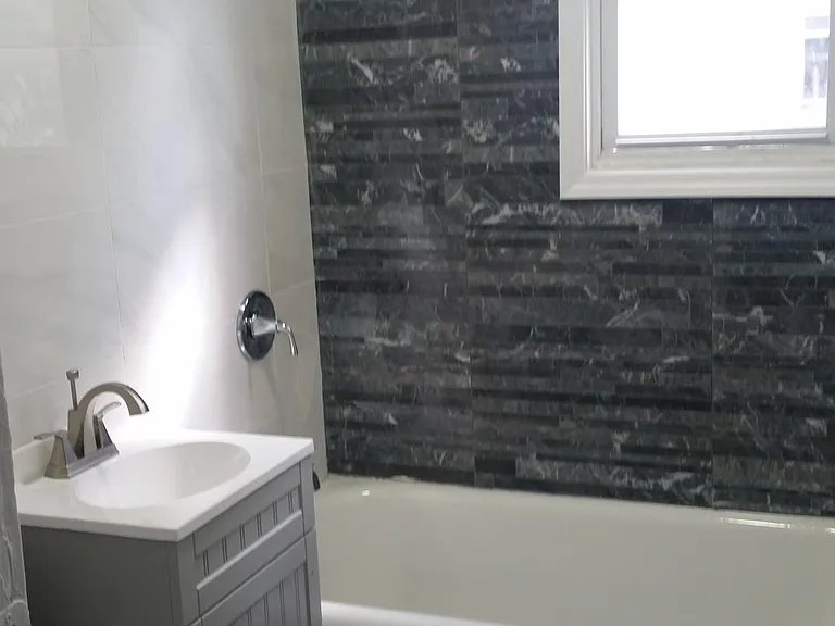 321 Vermont Ave #1 — Photo 1