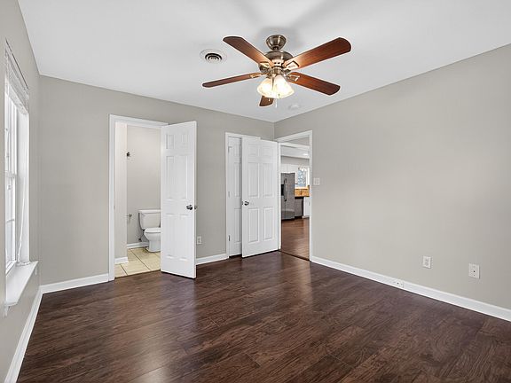 5th image of 1010 Beverly Heights Drive