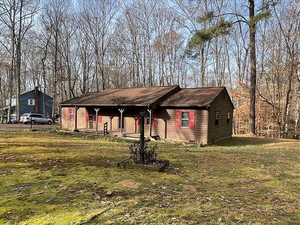1st image of 902 Stavemill Ct