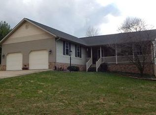 701 Rocky Crk W, Bedford, IN 47421