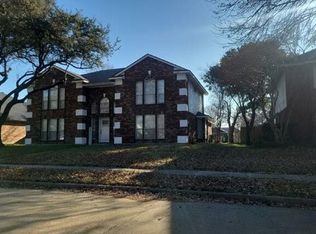 1406 Baker Dr, Cedar Hill, TX 75104
