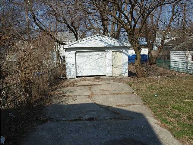 2nd image of 612 Andora Dr