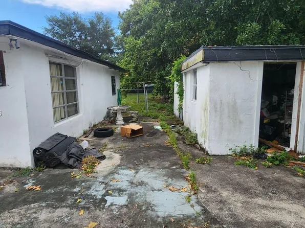 616 NW 20th St, Pompano Beach, FL 33060