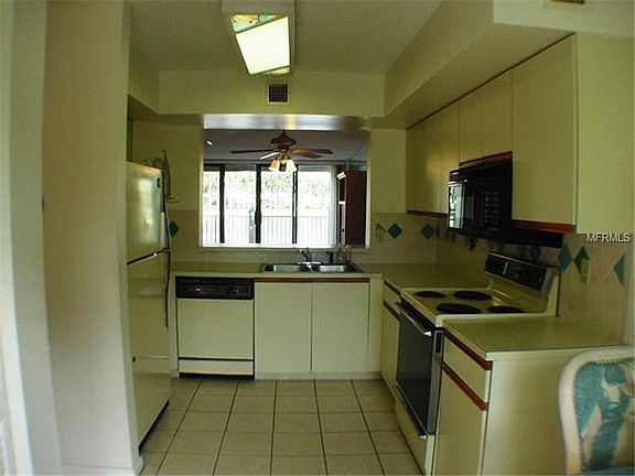 3rd image of 6290 Bahia Del Mar Cir APT 2