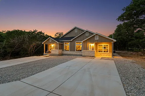 446 Weatherby Dr #B Photo 1