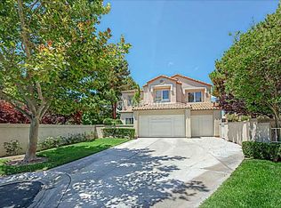 8520 Carmel Ridge Ct, Las Vegas, NV 89113