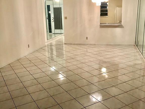 4th image of 2551 Aragon Blvd APT 102