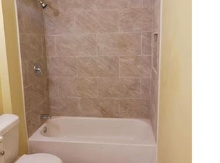 3675 Independence Rd, Cleveland, OH 44105