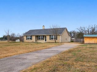 943 Colvin Dr, Locust Grove, GA 30248