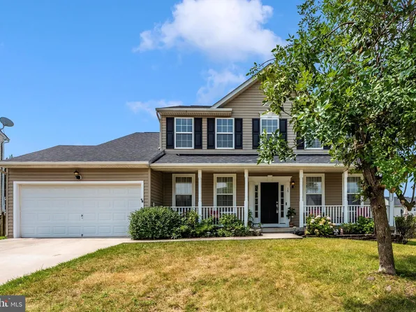 15 Bowie Mill Ave, Taneytown, MD 21787