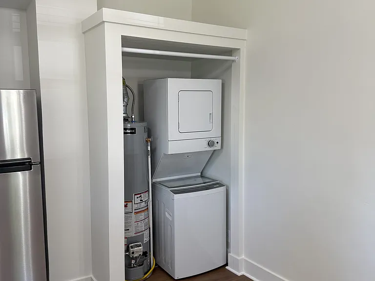215 S 400 W #A — Photo 10