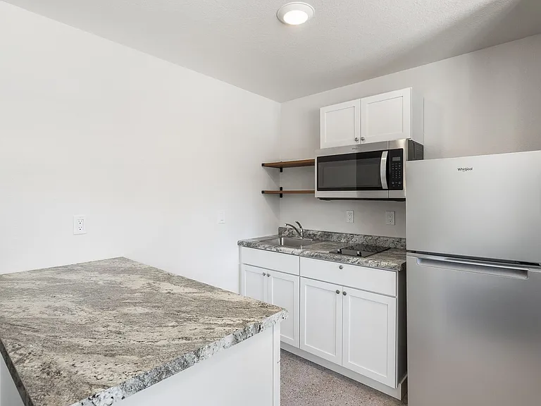 1145 Sherman St — Photo 1