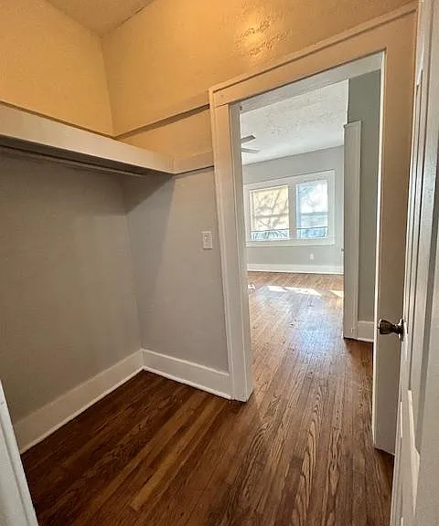 1140 NW 34th St #4 — Photo 16
