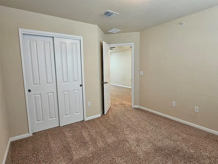 808 Lost Pines Ln — Photo 31
